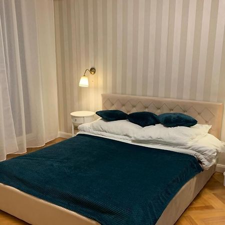 New Oldtown Apartment Near St Martin Cathedral, Ac, Balcony Bratislava Esterno foto